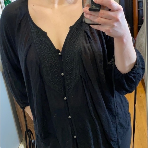 EUC Roxy Black Flowy Button Down Blouse - Picture 2 of 14